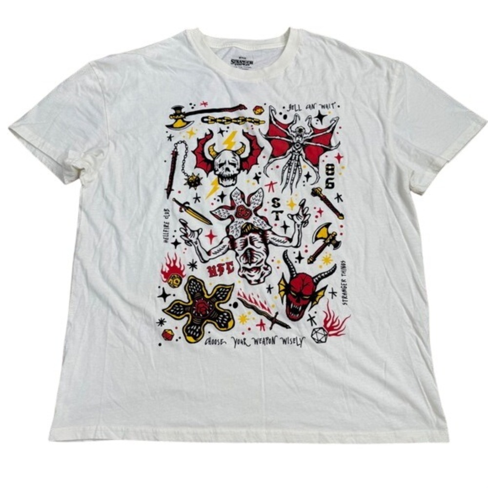 Stranger Things Hellfire Club Graphic Tee Mens XL Cream